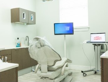 dental exam room in Carlisle